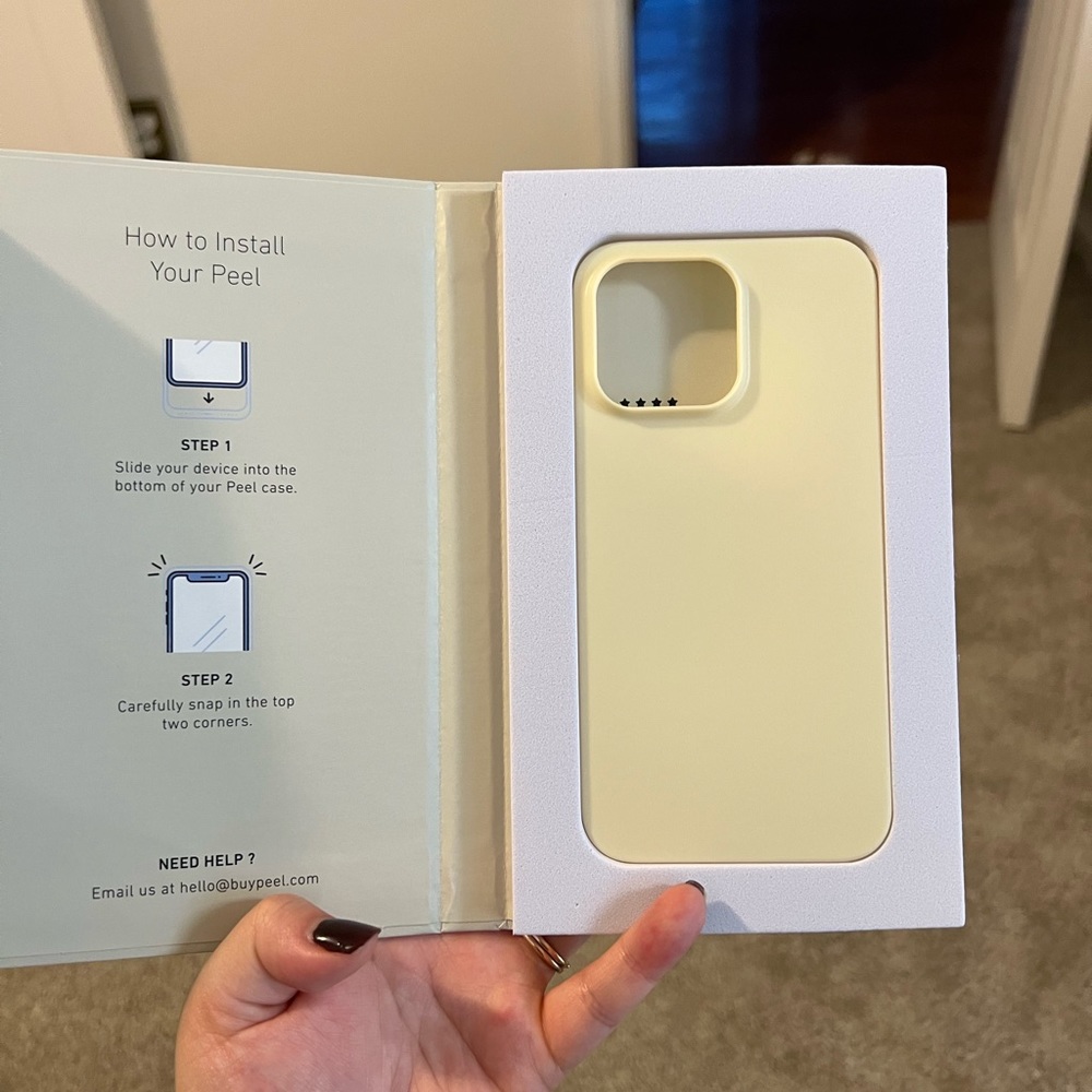 Peel Phone Case iPhone 13 Pro